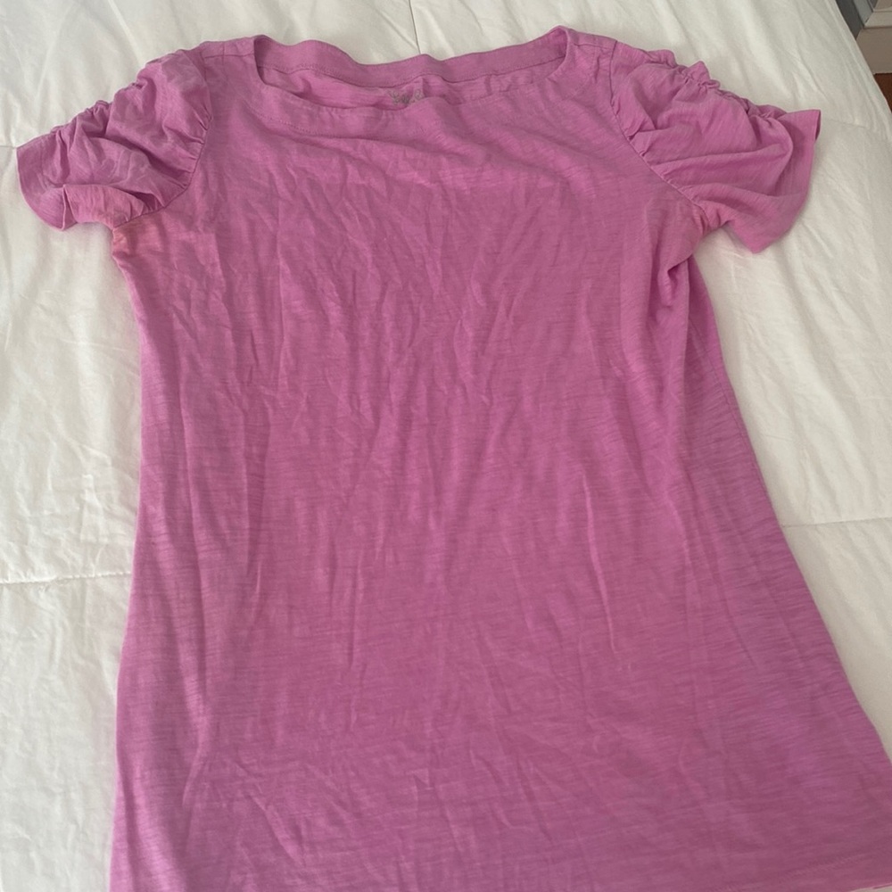 Fun lavender Lilly t shirt